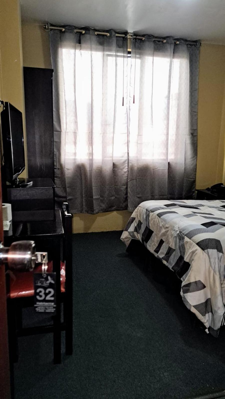 Hostal Los Lirios Лоха Екстер'єр фото